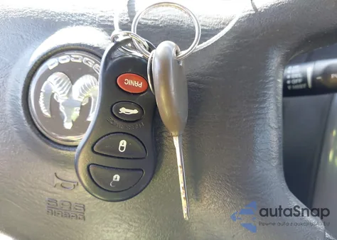 2002 Dodge Neon Sxt z USA, uszkodzony, nr VIN 1B3ES56C82D632563